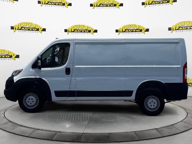 Used 2025 RAM ProMaster 2500 w/ Convenience Group FWD image 2