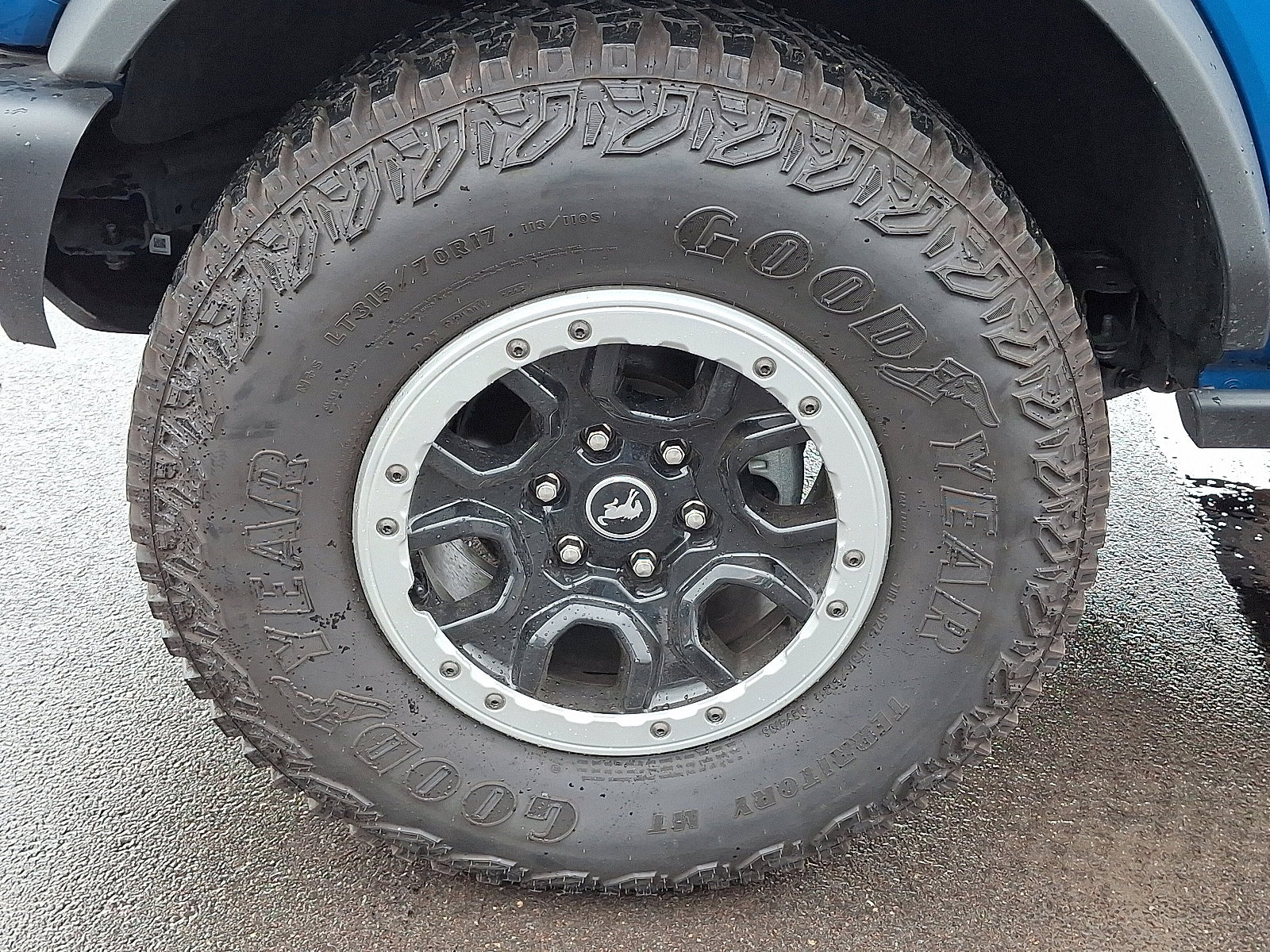 Certified 2023 Ford Bronco Badlands w/ Sasquatch Package image 28