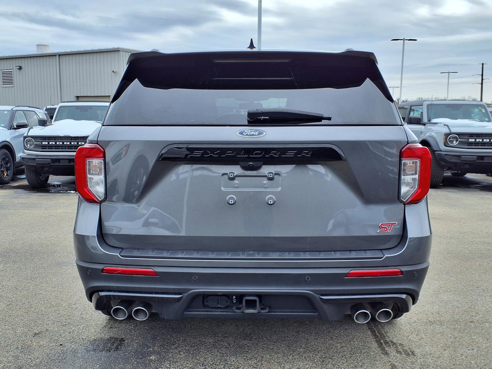 Certified 2023 Ford Explorer ST w/ Equipment Group 401A image 3