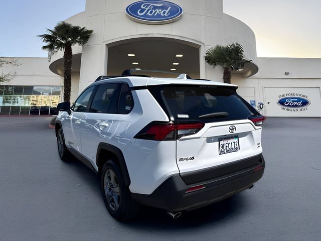 Used 2025 Toyota RAV4 XLE w/ Convenience Package AWD/4WD image 8