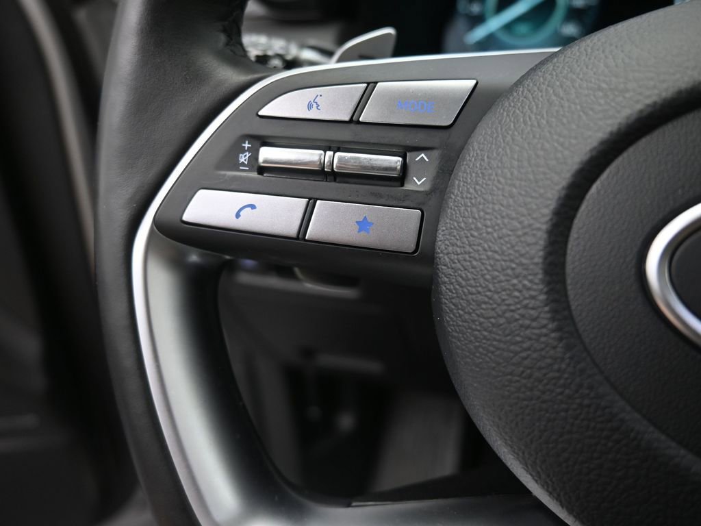 Used 2023 Hyundai Palisade Limited FWD image 3