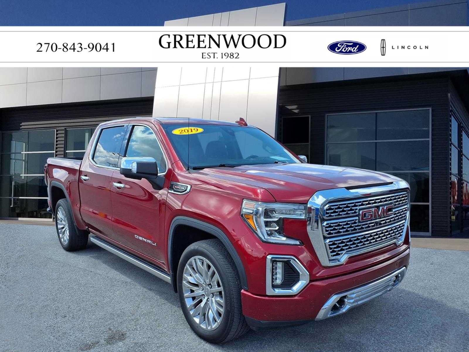 Used 2019 GMC Sierra 1500 Denali w/ Denali Ultimate Package AWD/4WD image 1