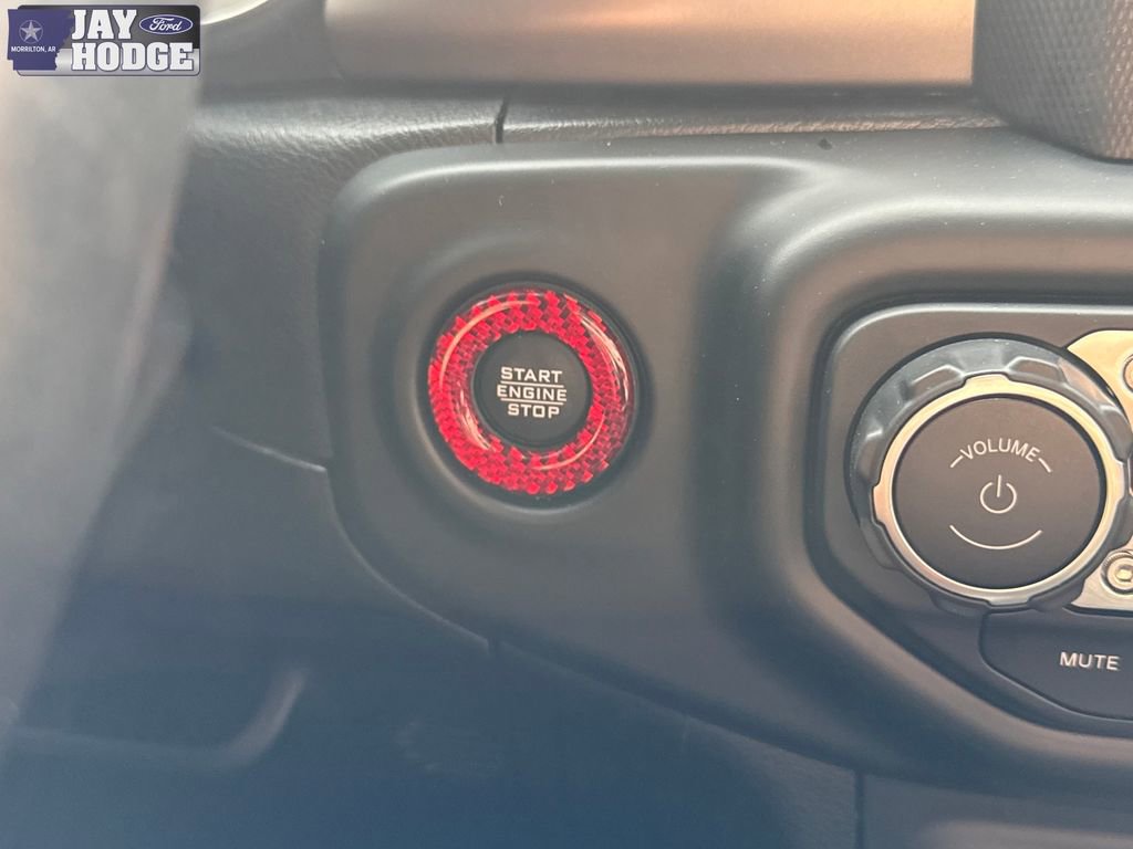 Used 2020 Jeep Wrangler Unlimited Sport AWD/4WD image 35