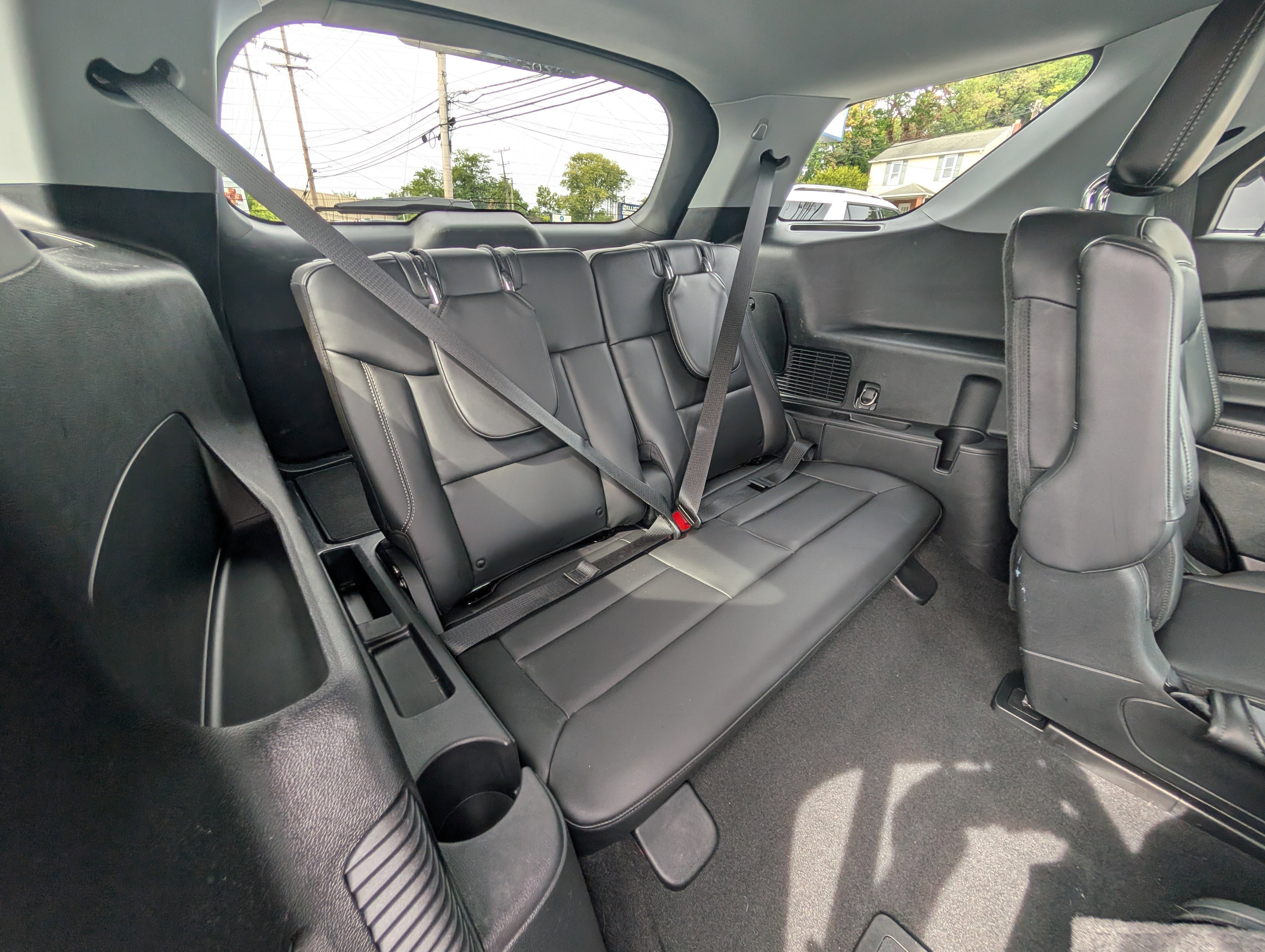 Certified 2022 Ford Explorer XLT w/ Equipment Group 202A image 14