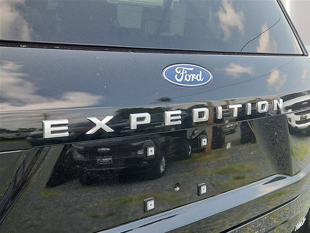 Certified 2026 Ford Expedition Max Active AWD/4WD image 15