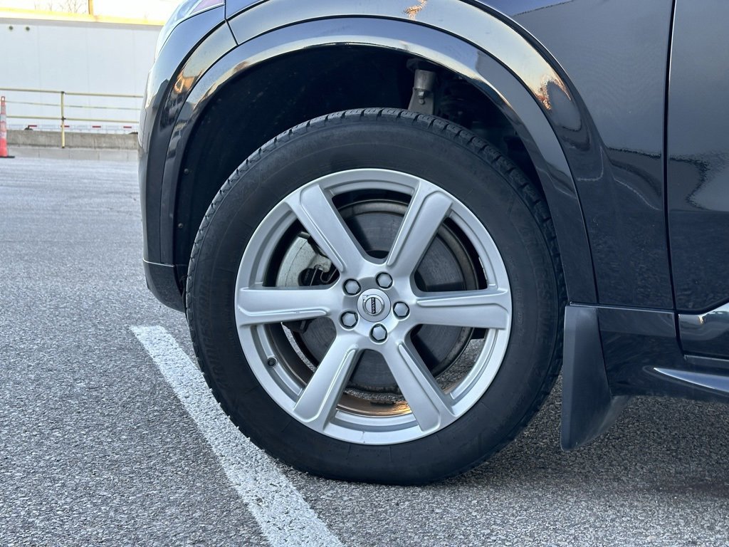 Used 2023 Volvo XC90 B5 Core w/ Protection Package Premier image 8