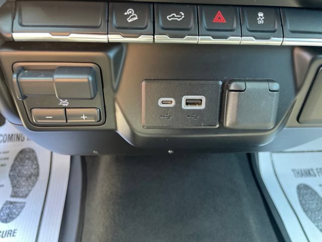 Used 2022 GMC Sierra 2500 SLE w/ X31 Off-Road Package AWD/4WD image 16