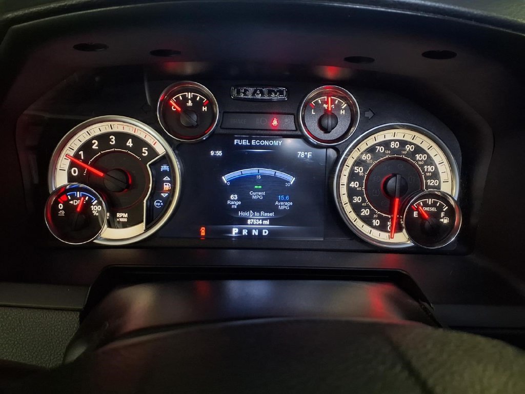Used 2017 RAM 2500 Laramie w/ Convenience Group AWD/4WD image 14