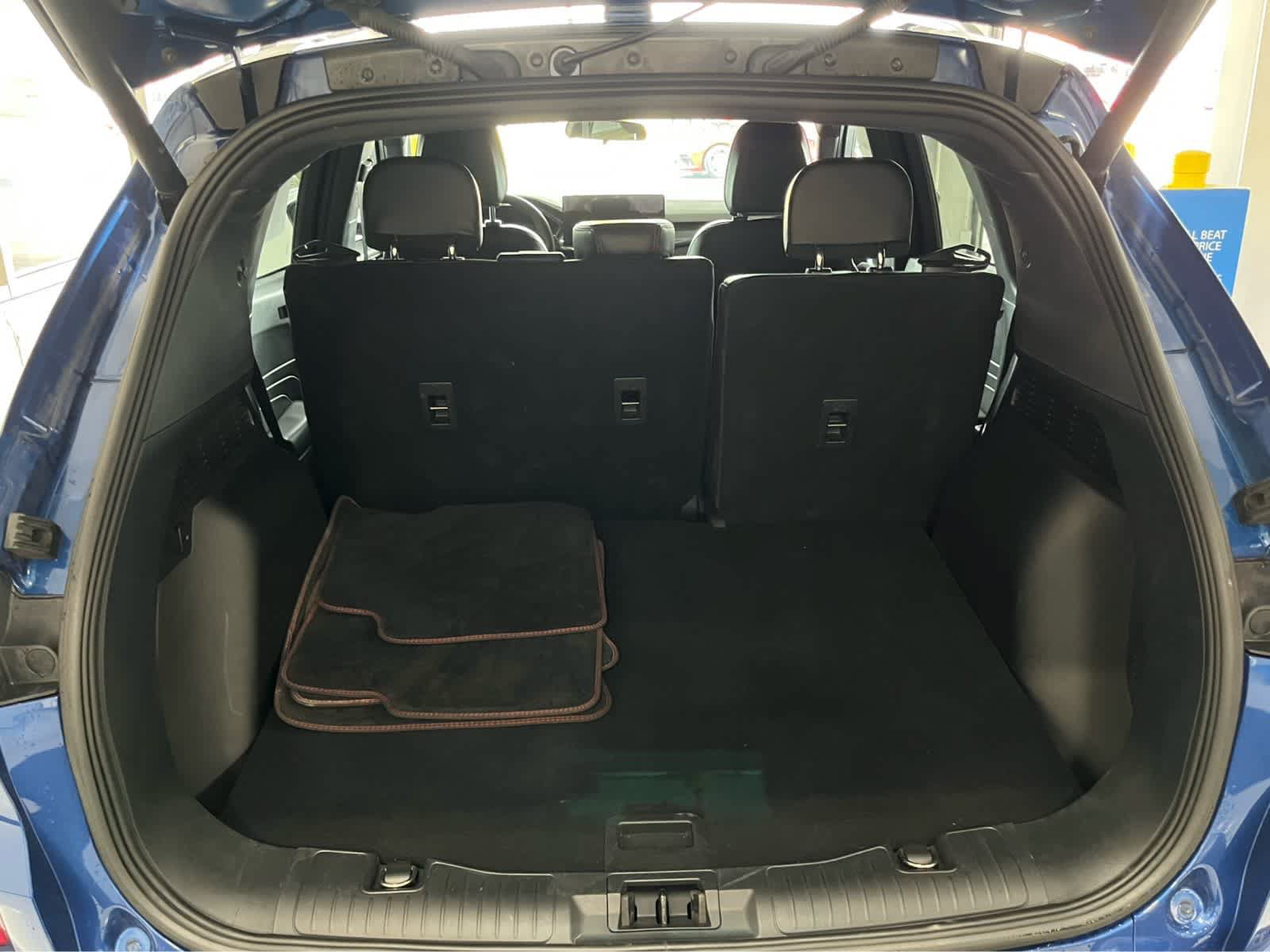 Certified 2023 Ford Escape ST-Line w/ Tech Pack #1 AWD/4WD image 31