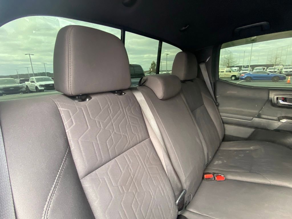 Used 2019 Toyota Tacoma TRD Sport image 26