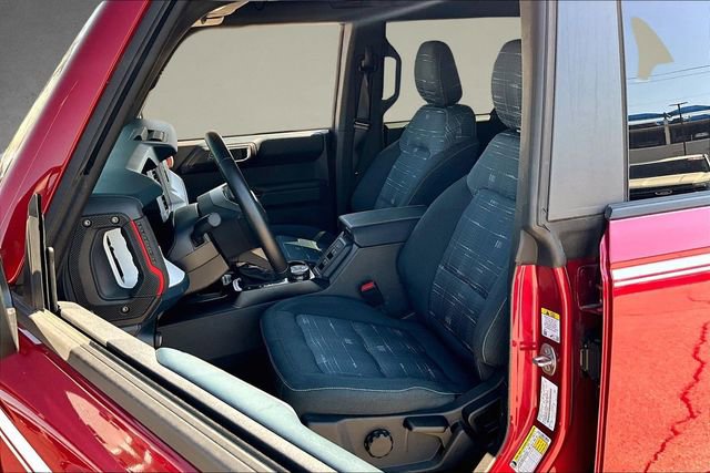 Certified 2025 Ford Bronco Heritage Edition AWD/4WD image 24