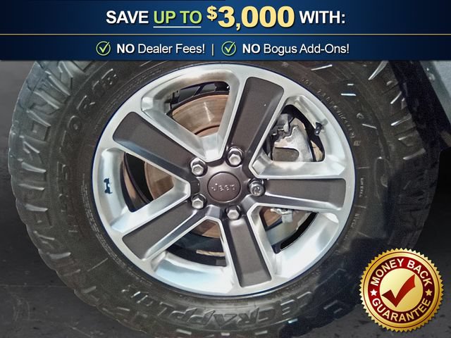 Used 2018 Jeep Wrangler Unlimited Sahara AWD/4WD image 13