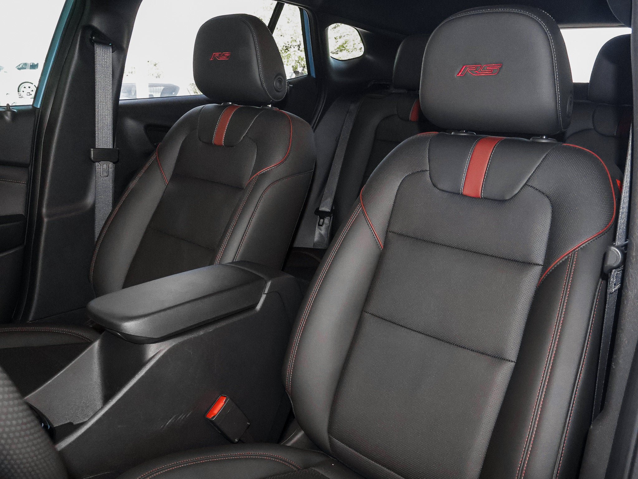 Used 2025 Chevrolet Trax RS FWD image 23
