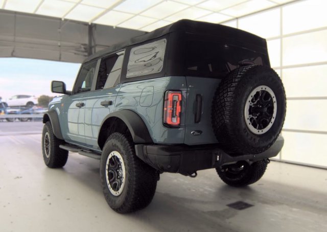 Certified 2023 Ford Bronco Badlands w/ Sasquatch Package AWD/4WD image 7