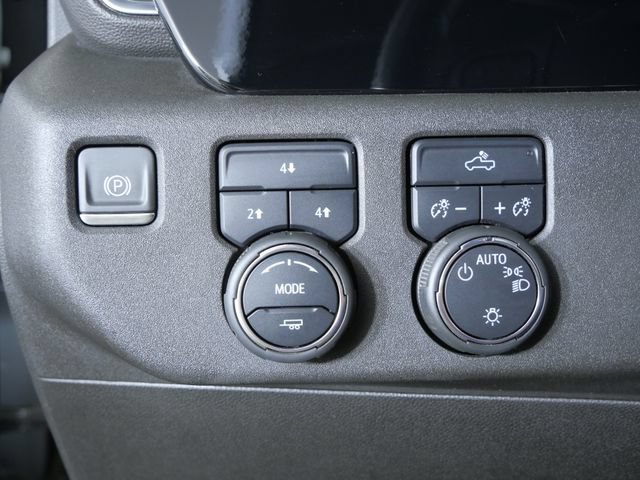 Used 2024 Chevrolet Silverado 2500 LT AWD/4WD image 19