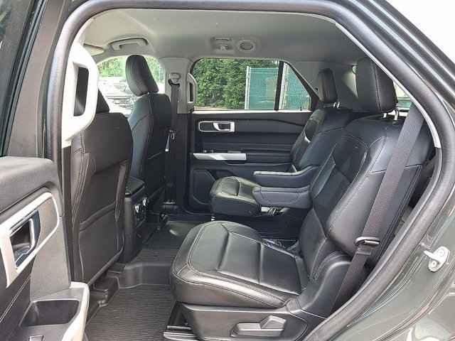 Certified 2022 Ford Explorer XLT w/ Equipment Group 202A AWD/4WD image 20