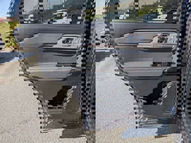 Certified 2025 Ford Explorer Active w/ Active Comfort Package image 25