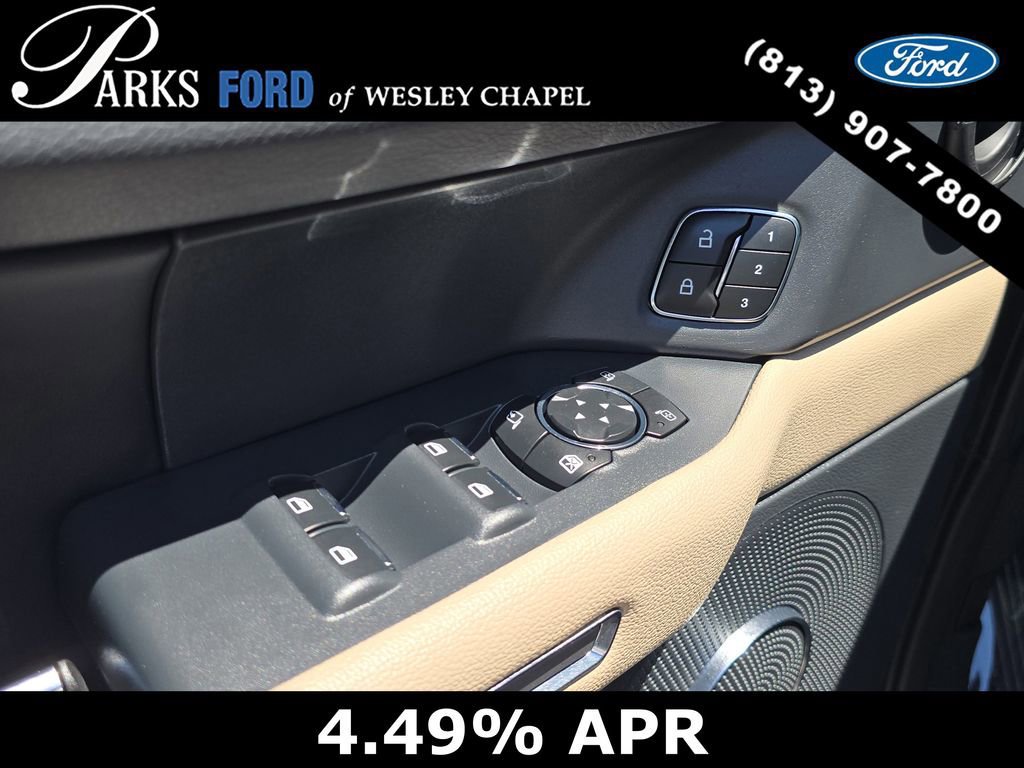 Certified 2023 Ford Expedition Limited image 18