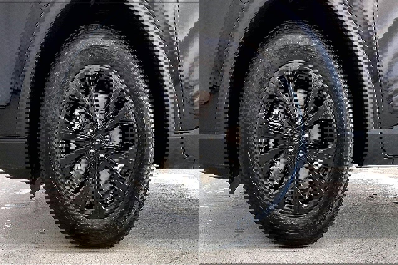 Certified 2025 Ford Escape Active w/ Tech Pack #1 image 8