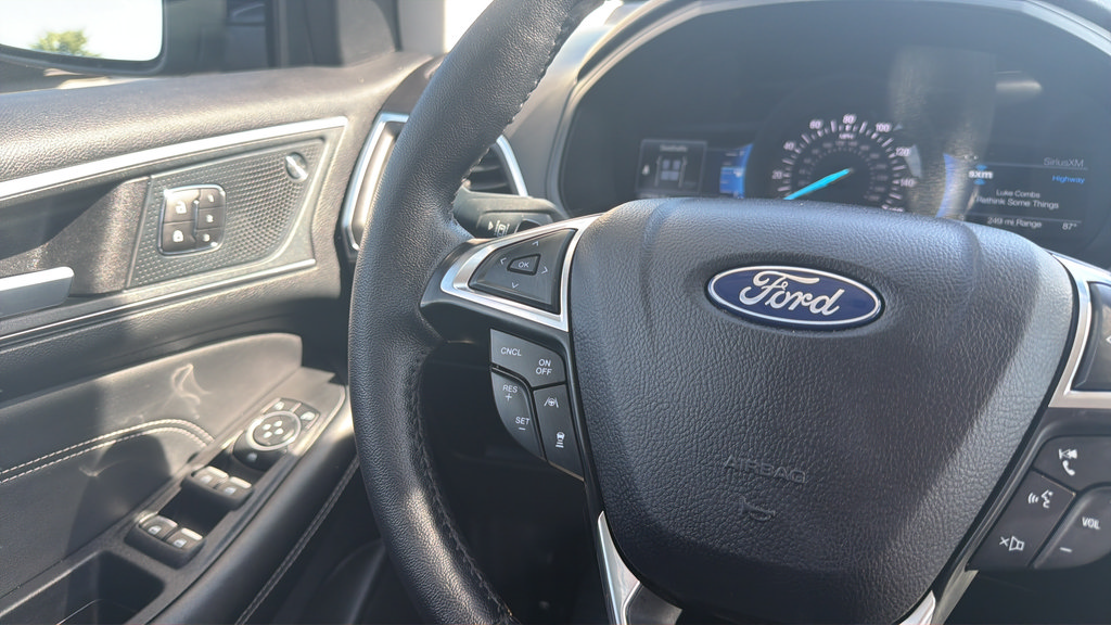 Certified 2024 Ford Edge Titanium w/ Equipment Group 301A AWD/4WD image 35