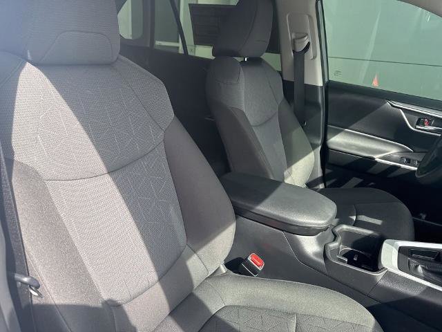 Used 2024 Toyota RAV4 XLE w/ Convenience Package image 33