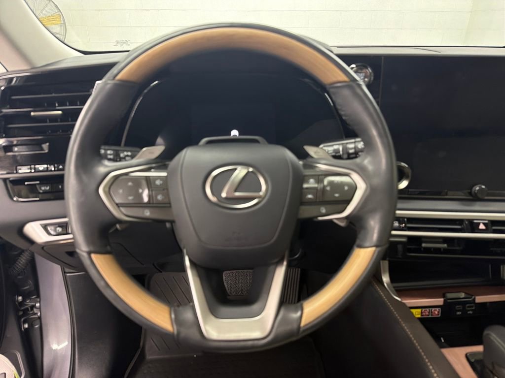 Used 2023 Lexus RX 350 FWD image 19