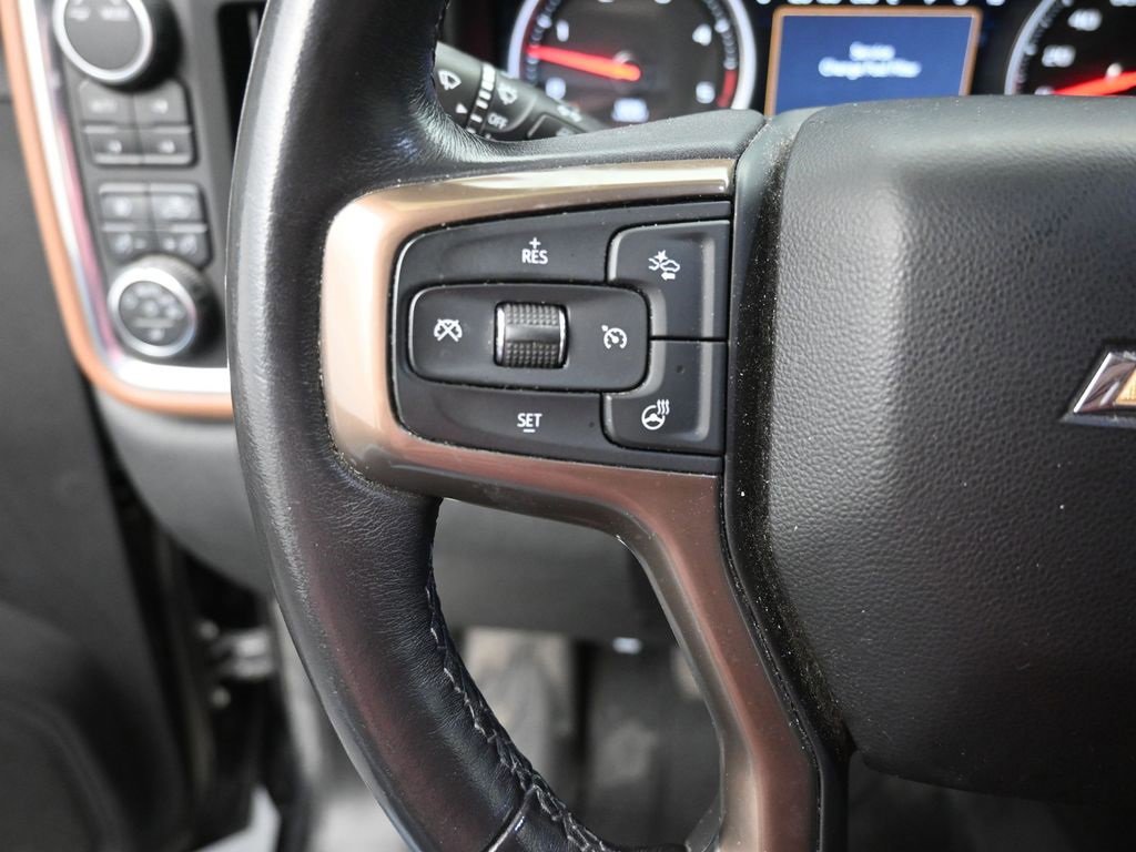 Used 2023 Chevrolet Silverado 3500 High Country image 30