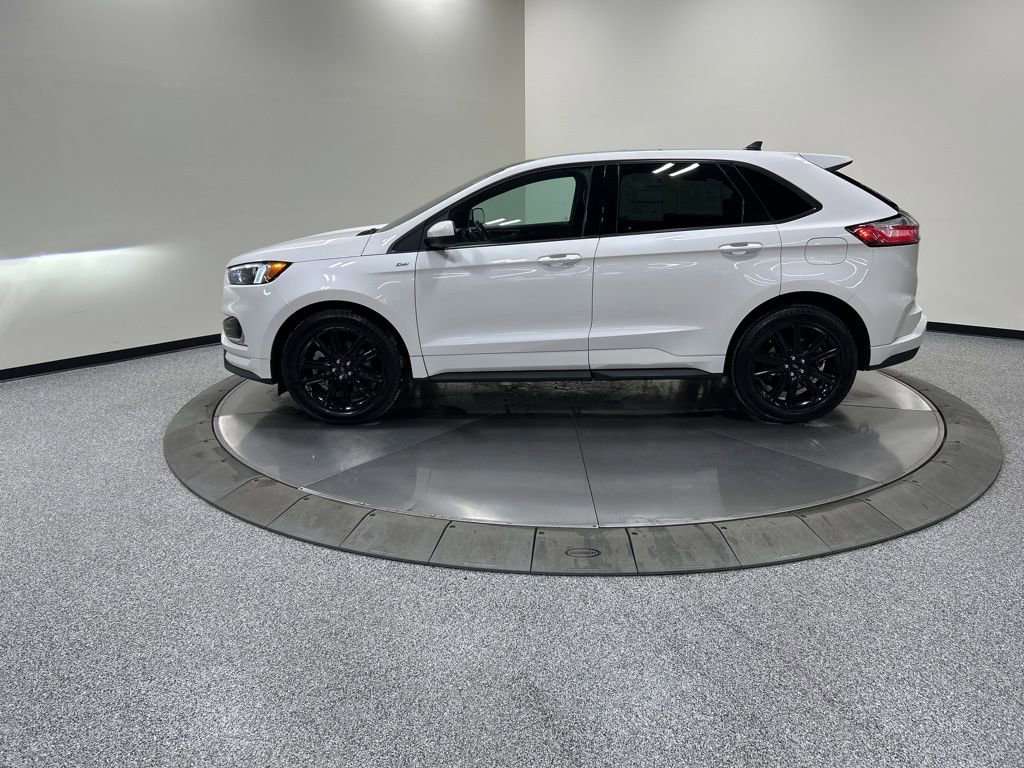 Certified 2024 Ford Edge ST-Line w/ Class II Trailer Tow Package image 10