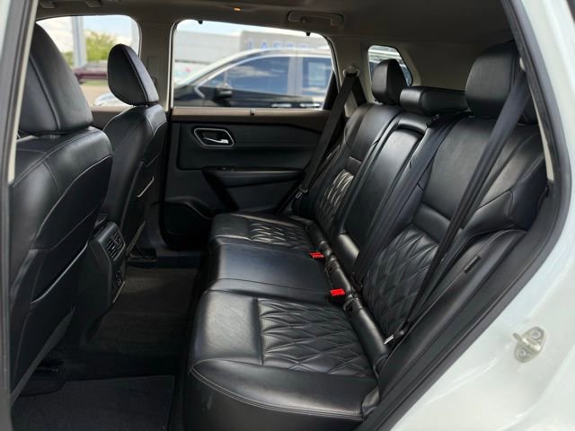 Used 2023 Nissan Rogue Platinum w/ Platinum Premium Package image 27