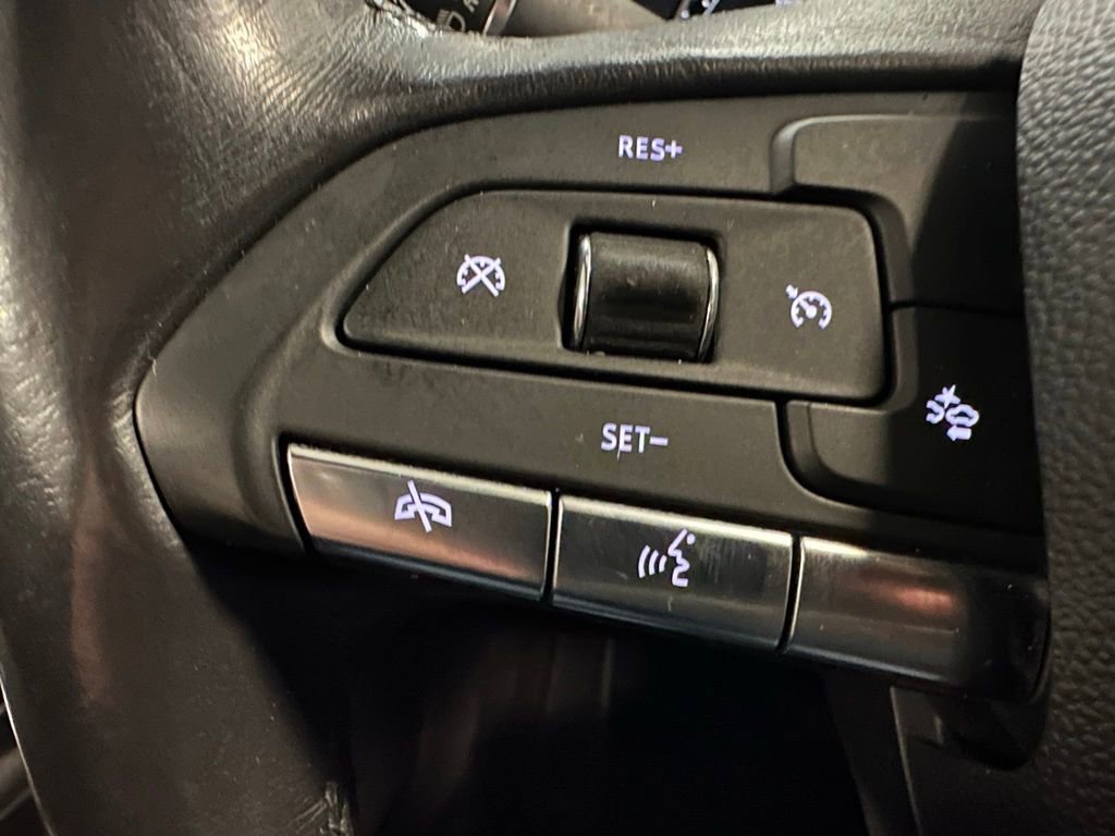 Used 2023 Cadillac XT4 Premium Luxury image 23