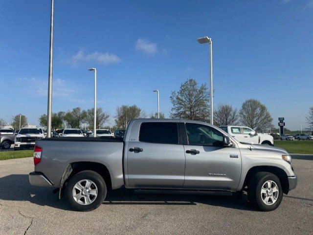 Used 2018 Toyota Tundra SR5 w/ SR5 Upgrade Package AWD/4WD image 10