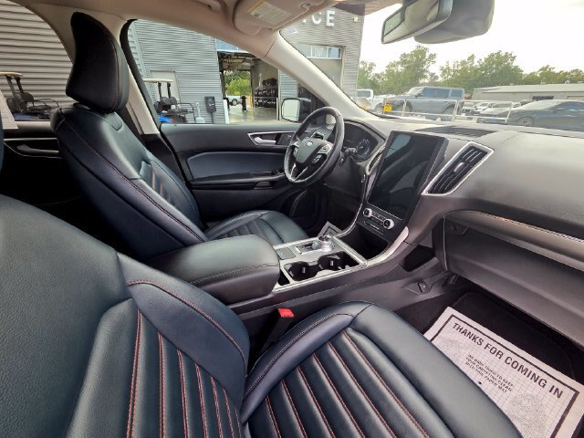 Certified 2023 Ford Edge SEL w/ Sport Appearance Package AWD/4WD image 2