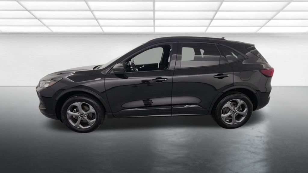 Certified 2024 Ford Escape ST-Line AWD/4WD image 4