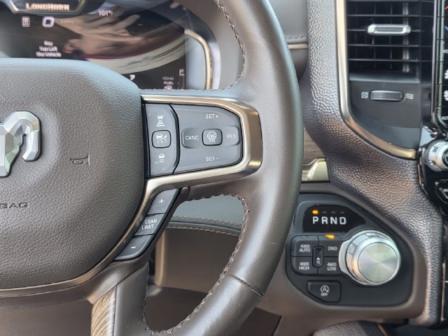 Used 2025 RAM 1500 Limited AWD/4WD image 29