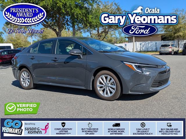 Used 2024 Toyota Corolla SE image 1