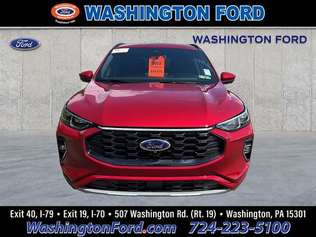 Certified 2023 Ford Escape ST-Line Elite w/ Premium Technology Package AWD/4WD image 7