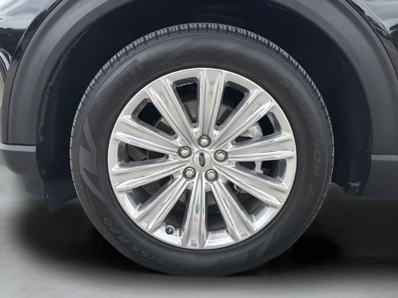 Certified 2023 Ford Explorer Limited w/ Limited Technology Package RWD image 37