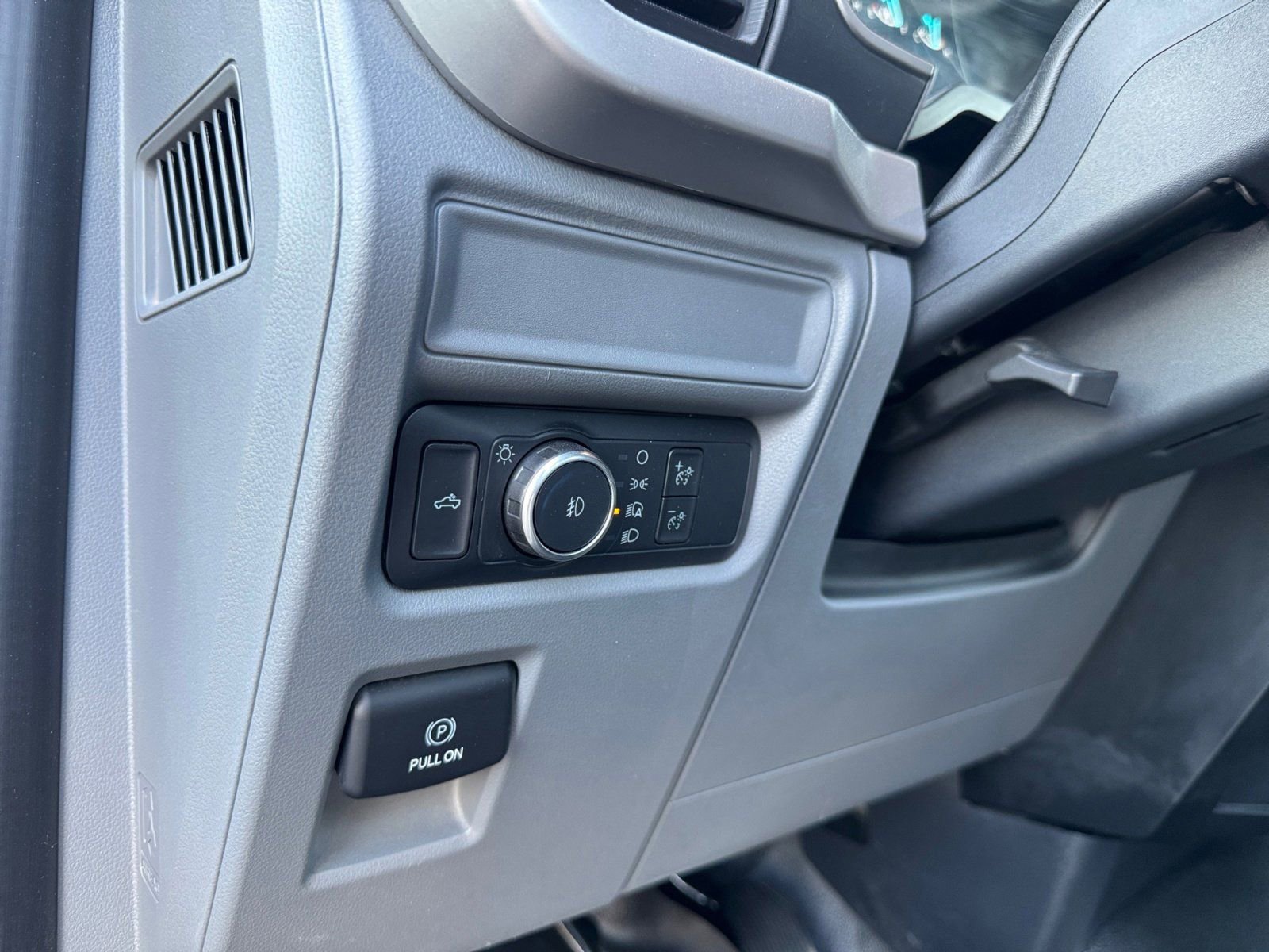 Certified 2022 Ford F150 XL w/ Equipment Group 101A High RWD image 20