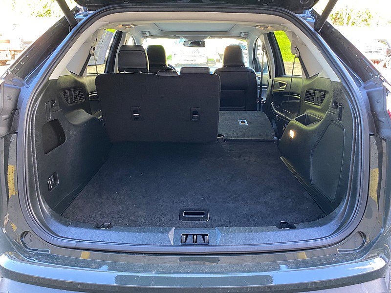 Certified 2023 Ford Edge Titanium AWD/4WD image 41