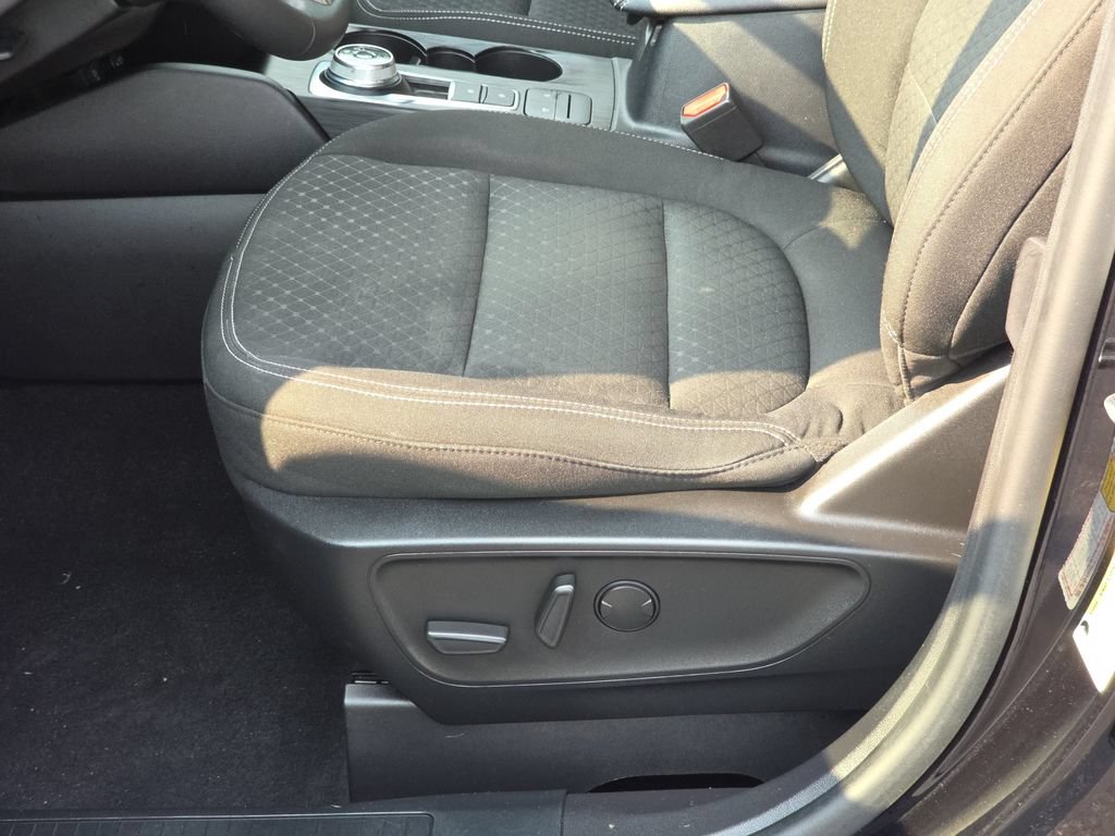 Certified 2023 Ford Escape Active FWD image 27