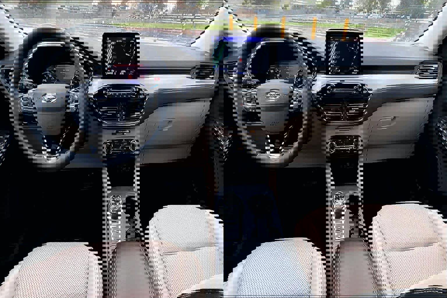 Certified 2022 Ford Escape SEL image 16
