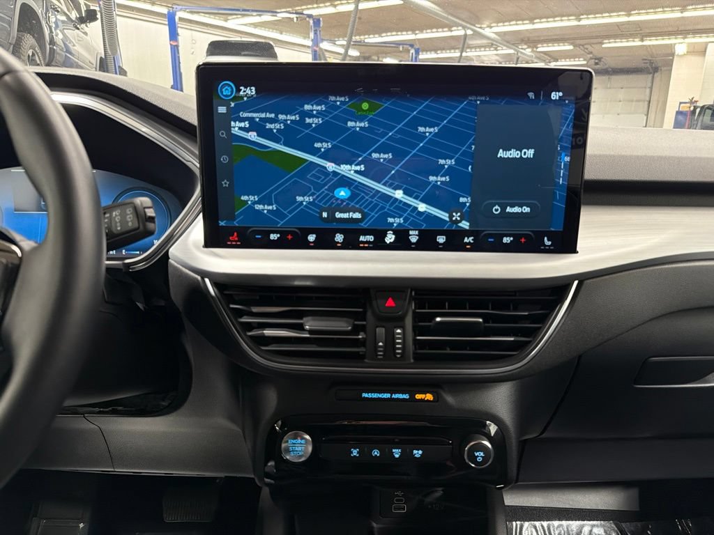 Certified 2025 Ford Escape Platinum AWD/4WD image 17