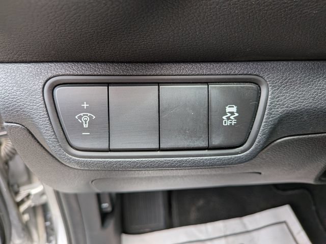 Used 2023 Kia Forte LXS FWD image 14