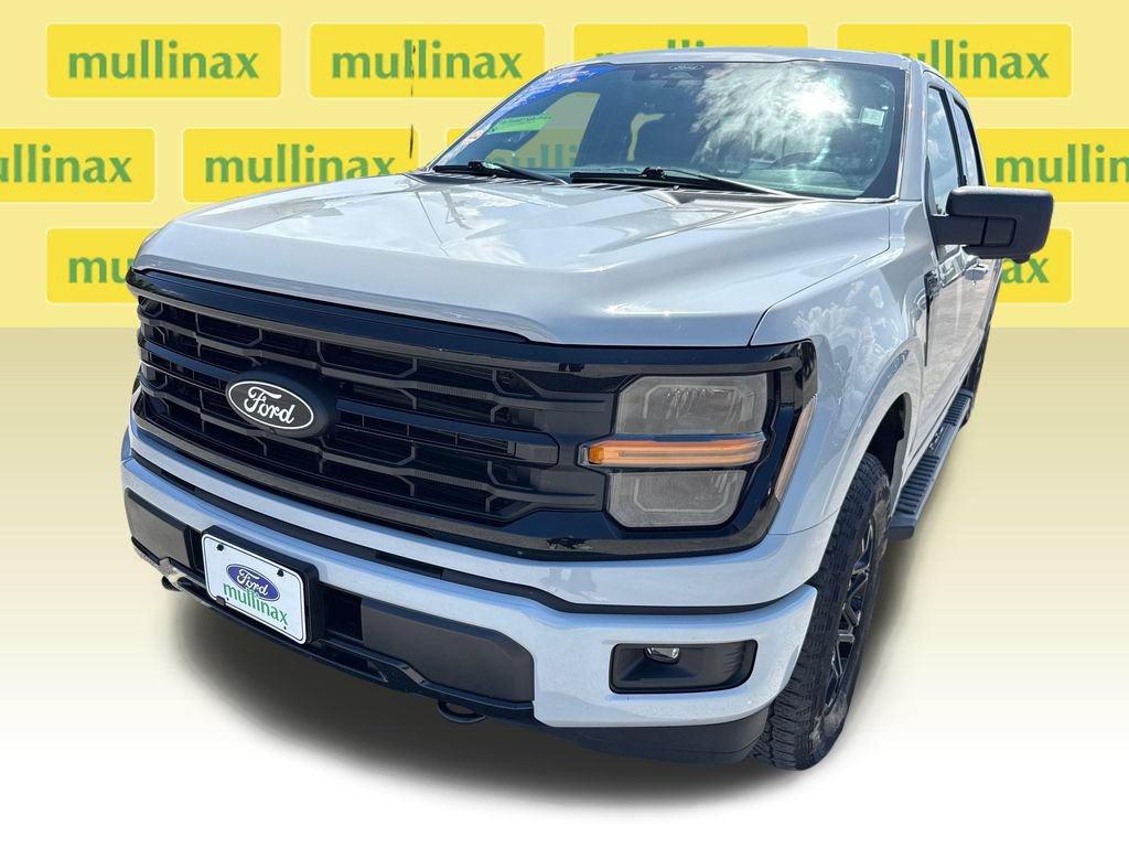 Certified 2024 Ford F150 XLT w/ XLT Black Appearance Package AWD/4WD image 10