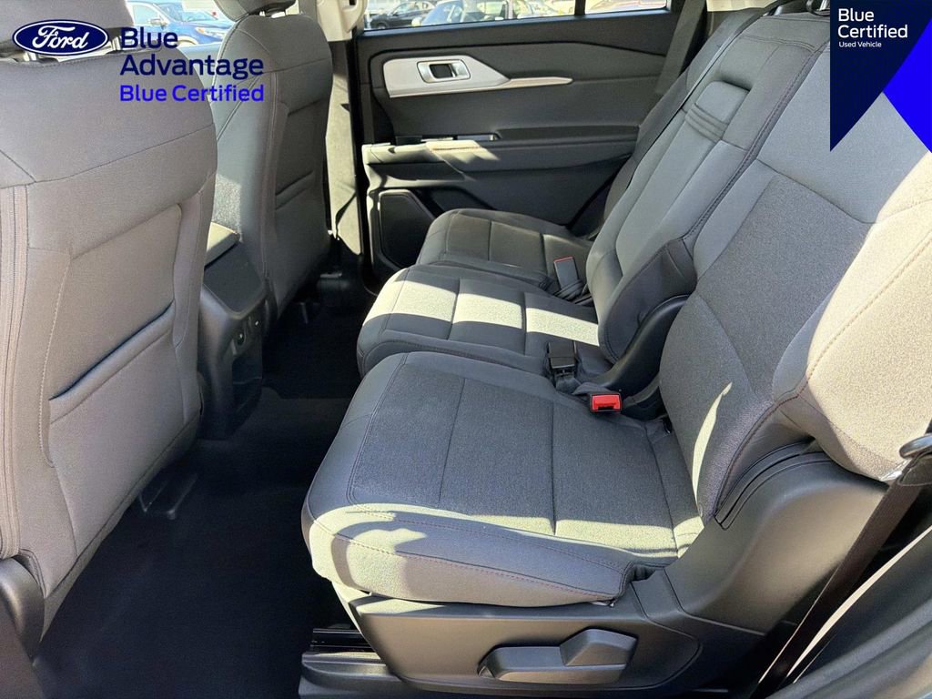 Certified 2025 Ford Explorer Active RWD image 14