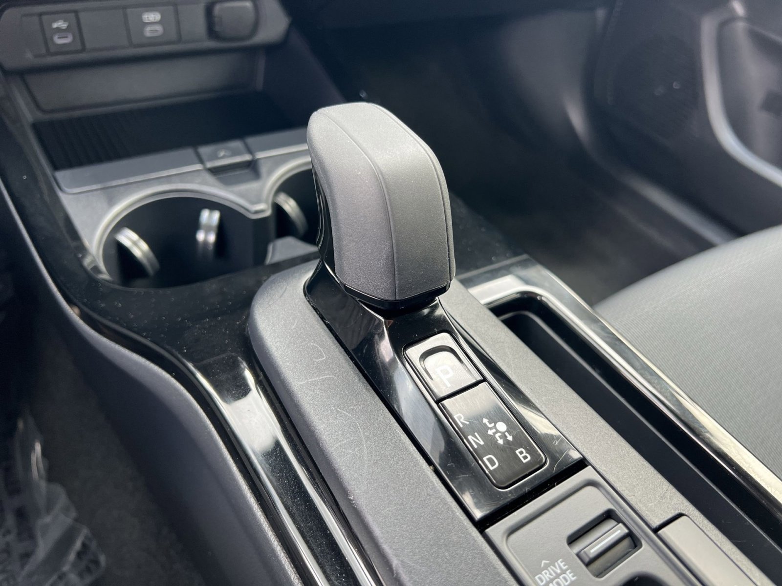 Used 2025 Toyota Prius LE image 21