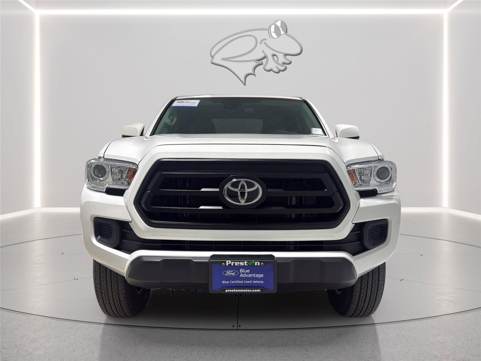 Used 2023 Toyota Tacoma SR w/ SR Convenience Package RWD image 11
