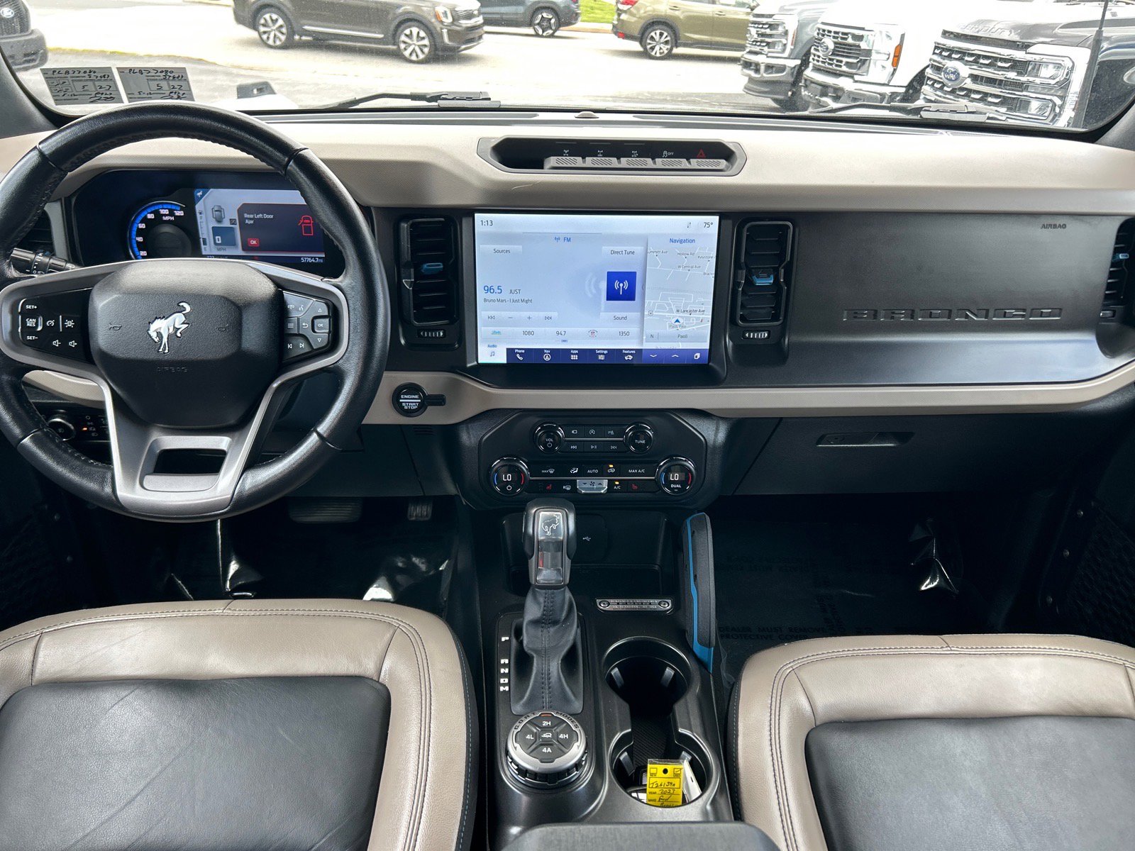 Certified 2023 Ford Bronco Wildtrak AWD/4WD image 6