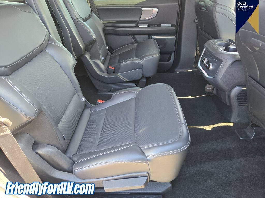 Certified 2025 Ford Expedition Platinum AWD/4WD image 19