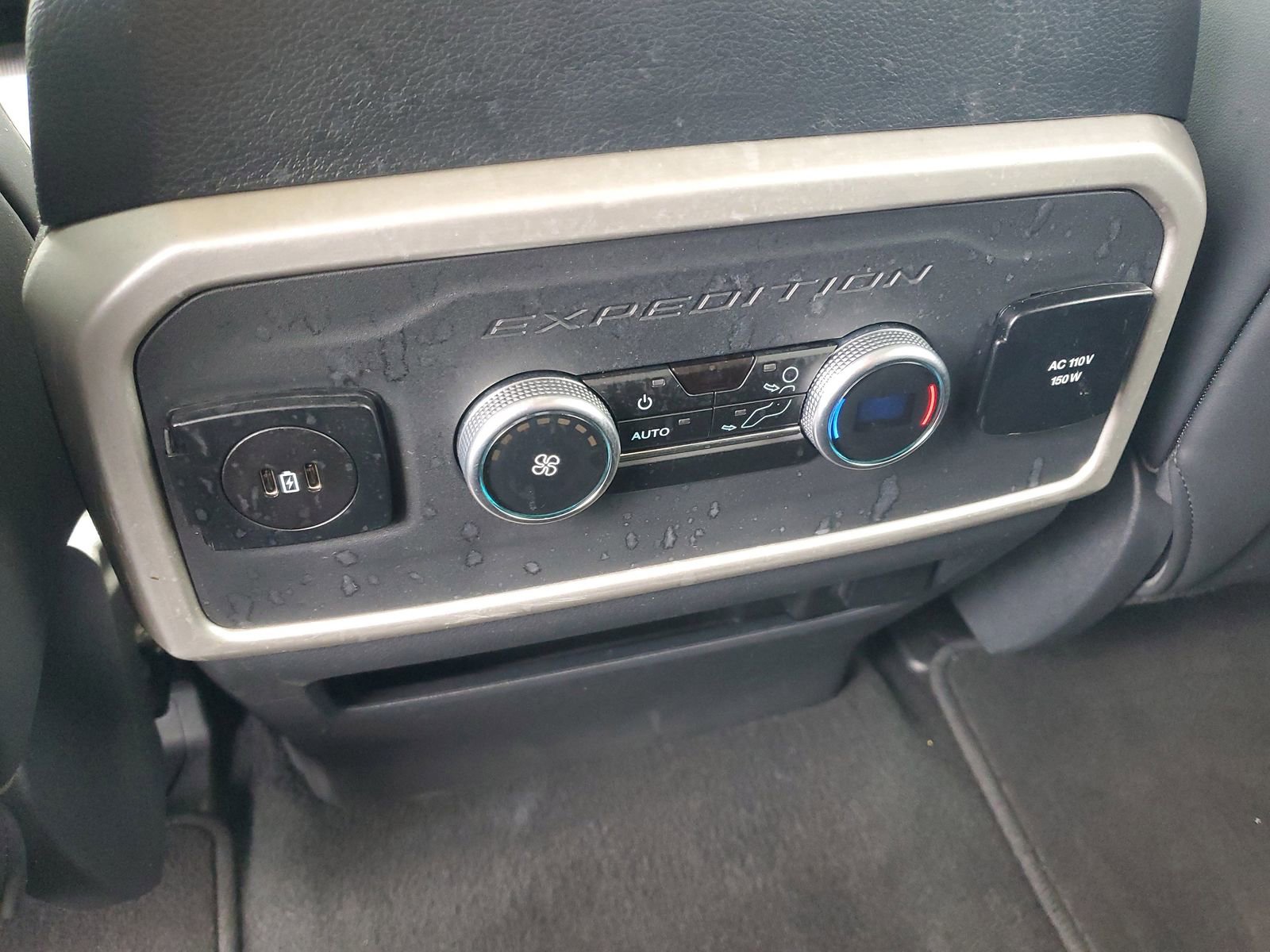 Certified 2024 Ford Expedition XLT AWD/4WD image 12